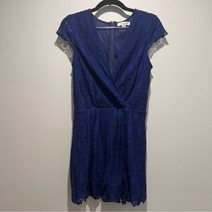 Francesca's Collections Flutter Sleeve Lace Romper, Navy Blue,‎ Size S